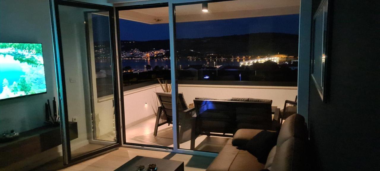 Penthouse Apartman Marcelina In Trogir Dış mekan fotoğraf