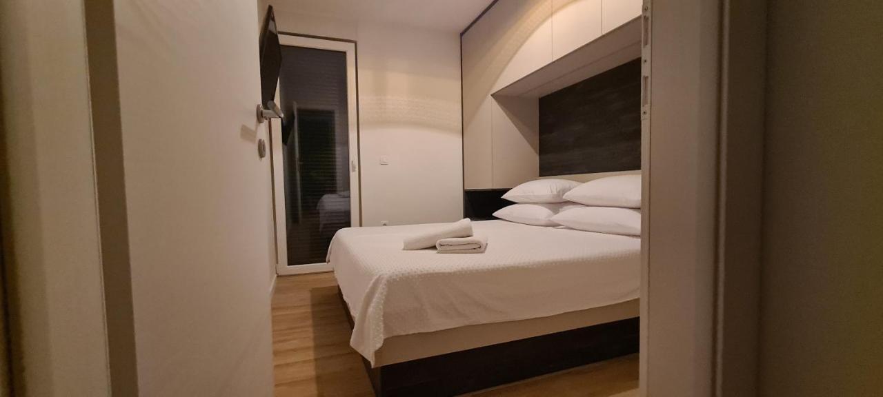Penthouse Apartman Marcelina In Trogir Dış mekan fotoğraf